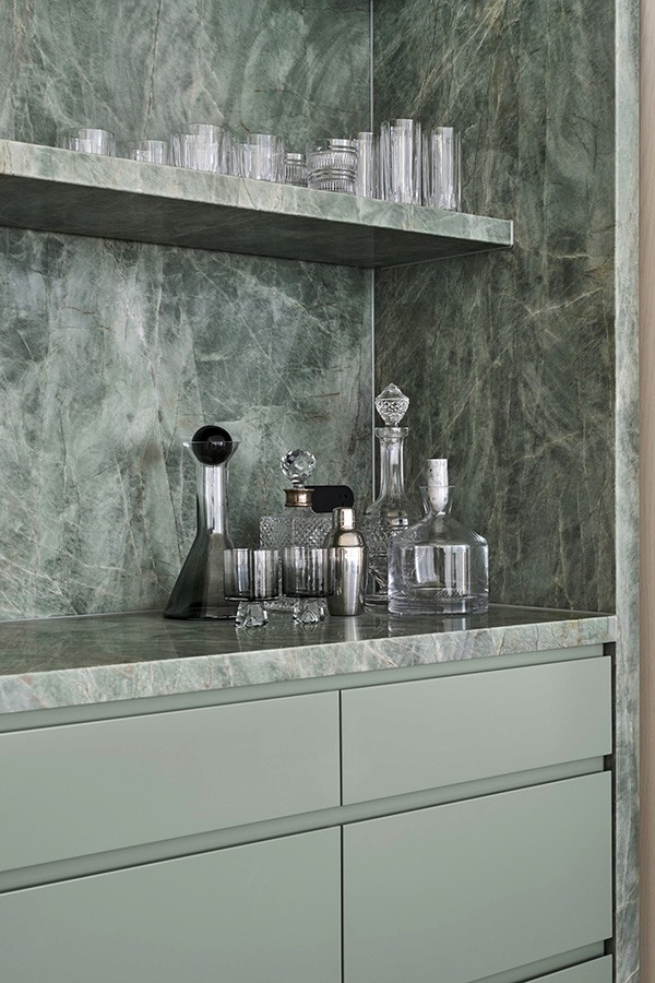 Quartzite application